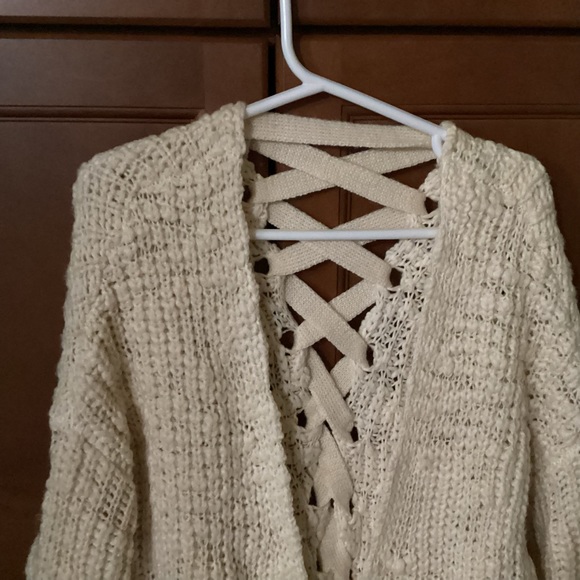 Poof apparel med cardigan small mint condition off white - Picture 5 of 9